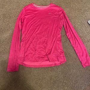 Women’s Nike long sleeve Dri fit tshirt